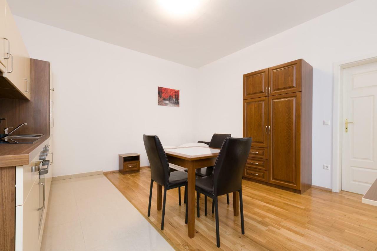Waldmüller * Wien